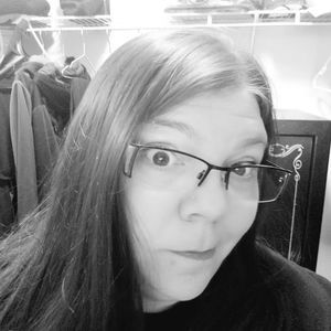 Meet your Posher, Carrie